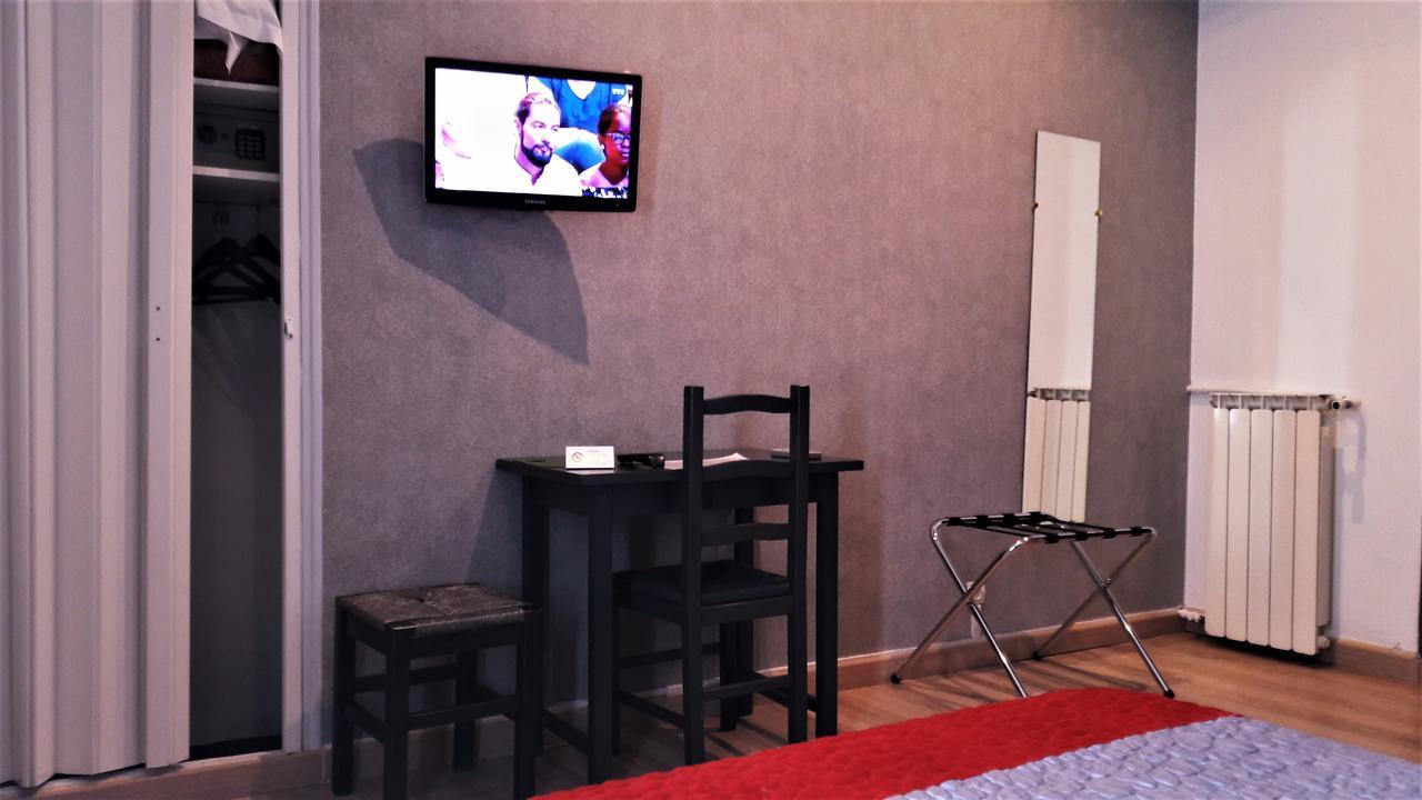 Hotel Du Parc 耶尔 外观 照片