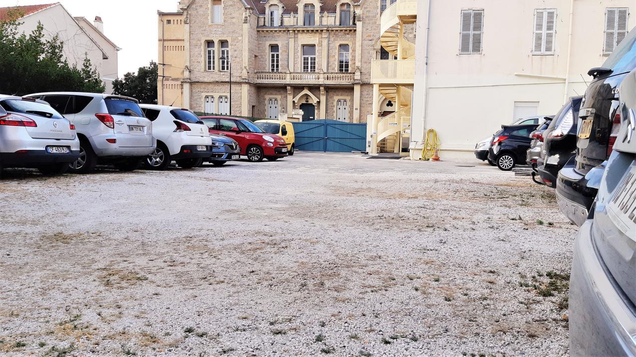 Hotel Du Parc 耶尔 外观 照片